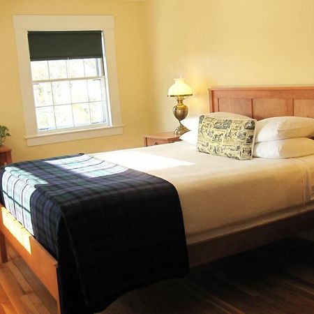 Horse & Hound Inn Franconia Bagian luar foto