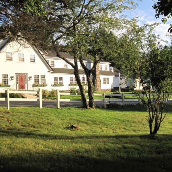 Horse & Hound Inn Franconia Bagian luar foto